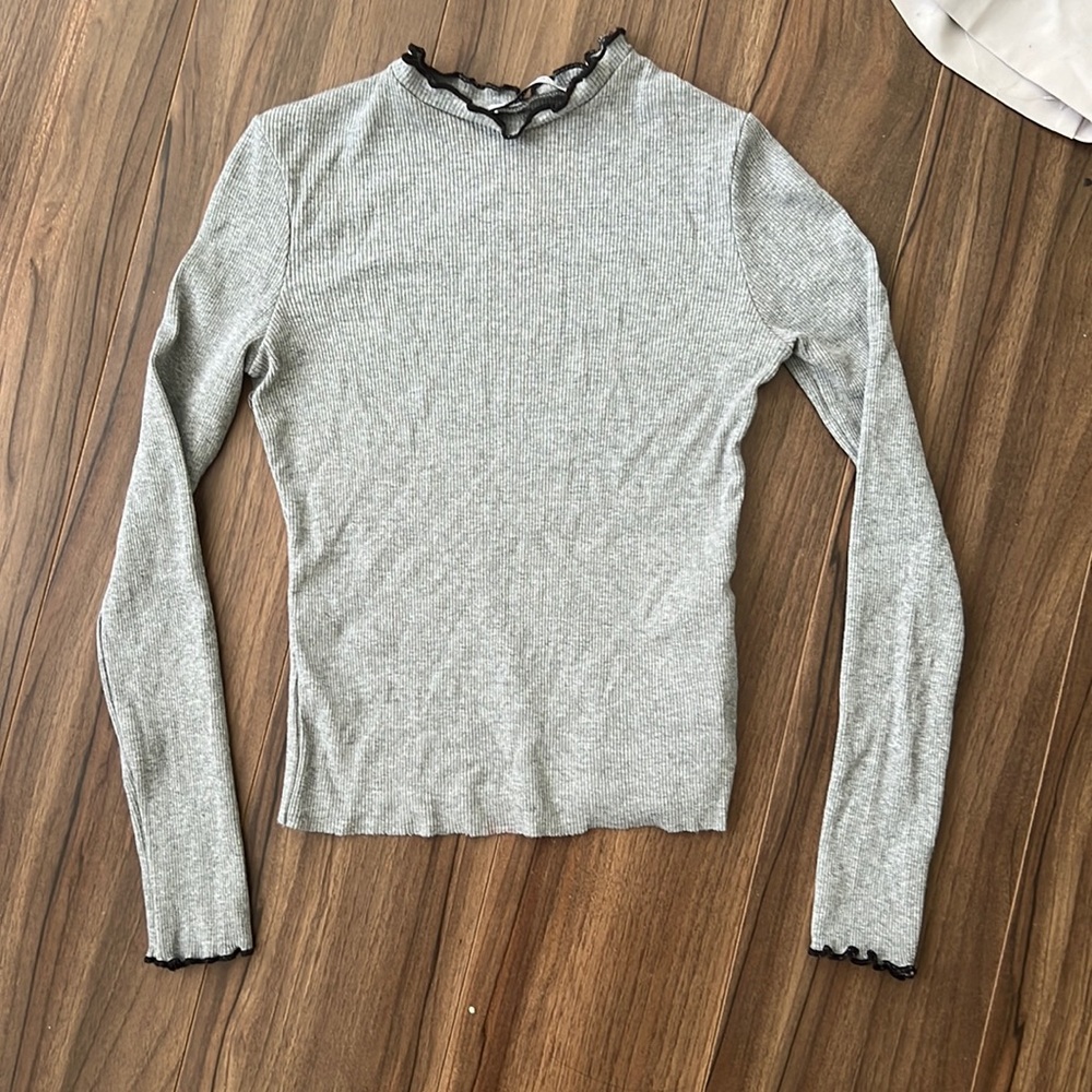 Gray Zara long sleeved shirt